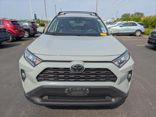 2020 Toyota RAV4 XLE