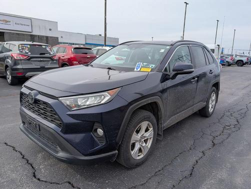 2021 Toyota RAV4 XLE