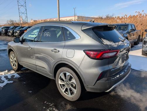 2025 Ford Escape Platinum