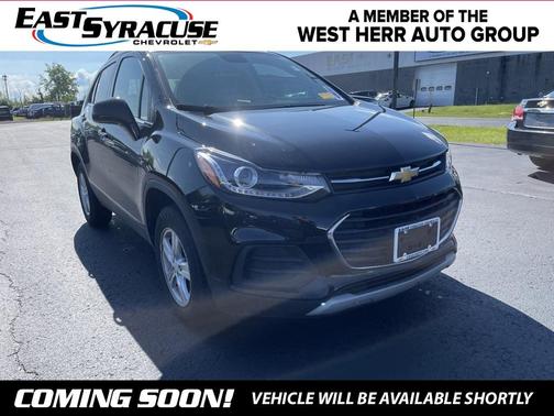 Photo 1 of 15 of 2019 Chevrolet Trax LT