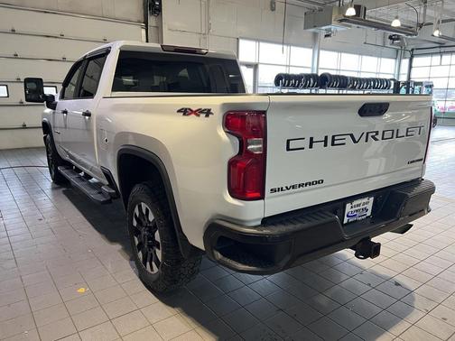 2020 Chevrolet Silverado 2500 Custom