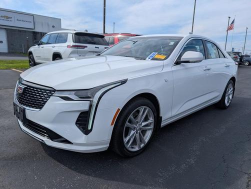 2024 Cadillac CT4 Luxury