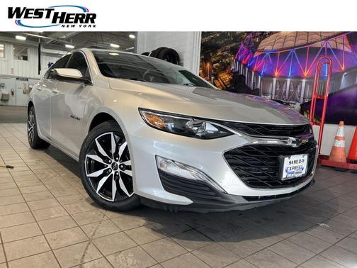 2021 Chevrolet Malibu FWD RS