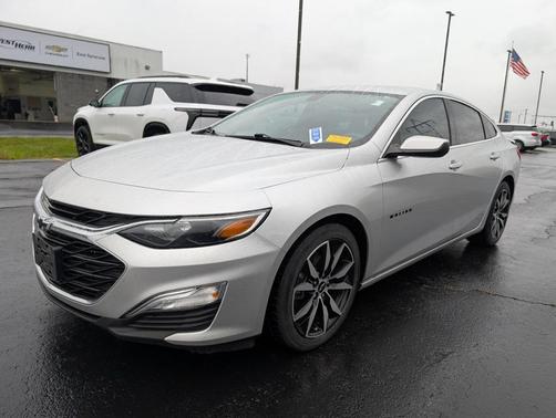 2021 Chevrolet Malibu FWD RS