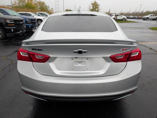 2021 Chevrolet Malibu FWD RS