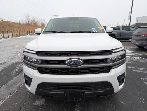 2022 Ford Expedition XLT