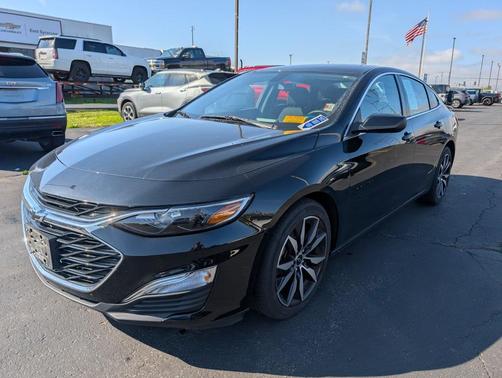 2022 Chevrolet Malibu FWD RS
