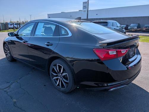 2022 Chevrolet Malibu FWD RS