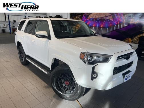 2022 Toyota 4Runner SR5 Premium