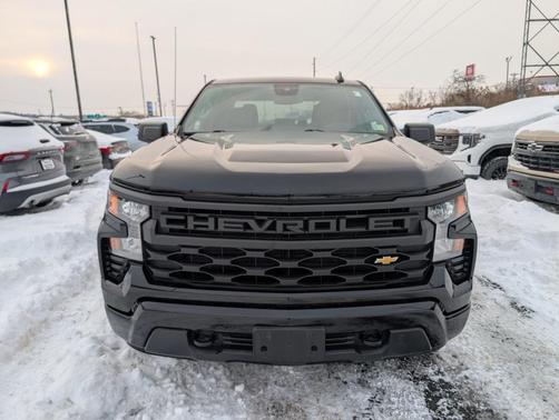 2023 Chevrolet Silverado 1500 Custom