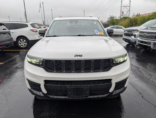 Bright White Clearcoat 2023 Jeep Grand Cherokee L Limited