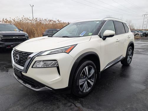 2023 Nissan Rogue SL