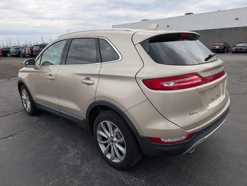 Palladium White Gold Metallic 2017 Lincoln MKC Select