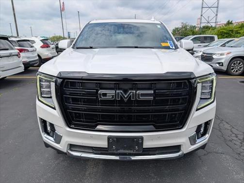 2022 GMC Yukon SLT