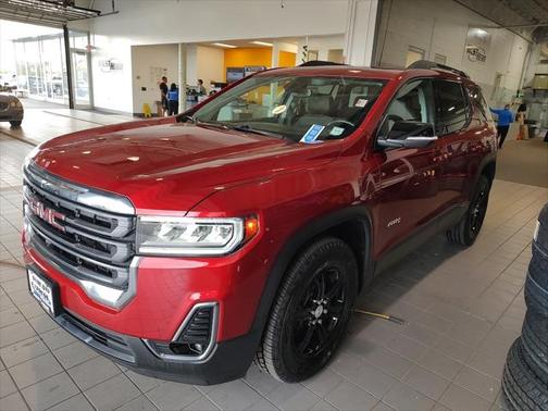 2022 GMC Acadia AWD AT4