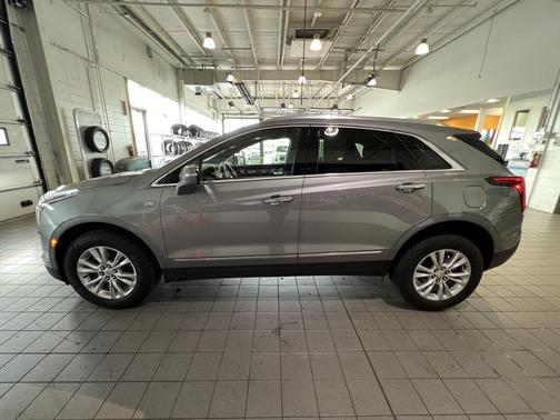 2023 Cadillac XT5 Luxury