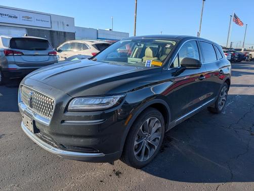 2022 Lincoln Nautilus Reserve