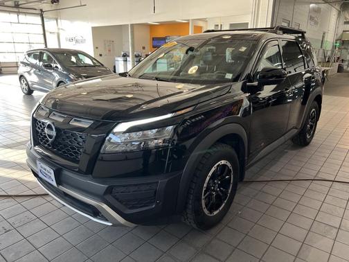 2024 Nissan Pathfinder Rock Creek 4WD