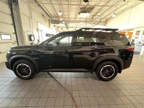 2024 Nissan Pathfinder Rock Creek 4WD