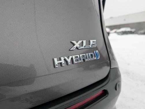 2023 Toyota Sienna XLE
