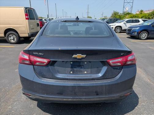 2022 Chevrolet Malibu FWD LT