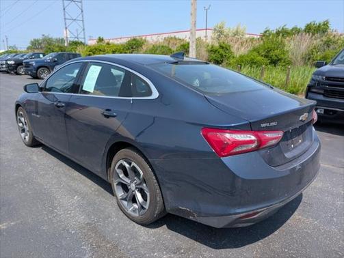 2022 Chevrolet Malibu FWD LT
