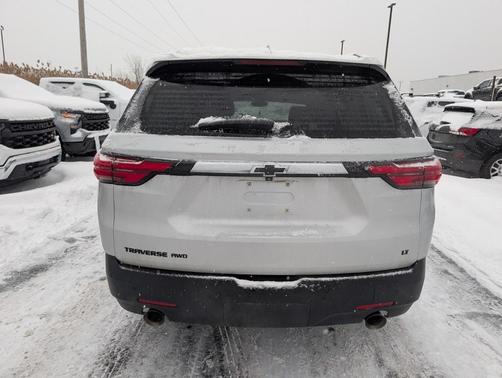 2022 Chevrolet Traverse LT Cloth