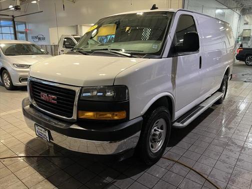 2023 GMC Savana 2500 Work Van