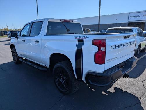 2023 Chevrolet Silverado 1500 Custom Trail Boss