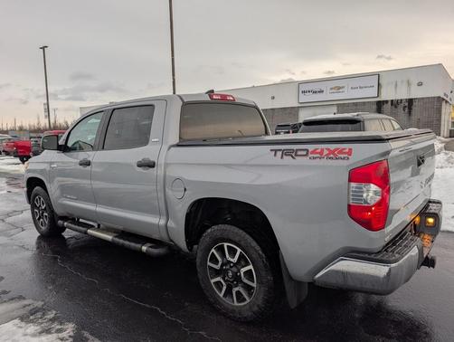 2020 Toyota Tundra SR5