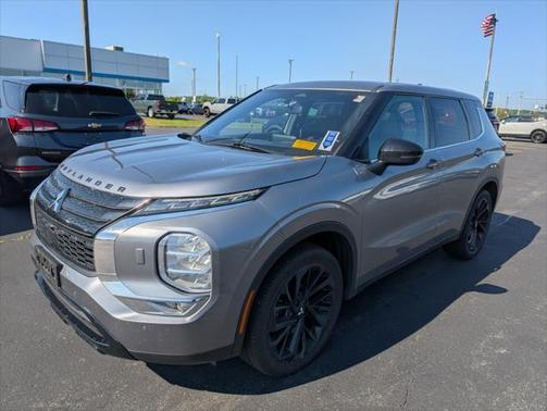 2022 Mitsubishi Outlander Black Edition S-AWC
