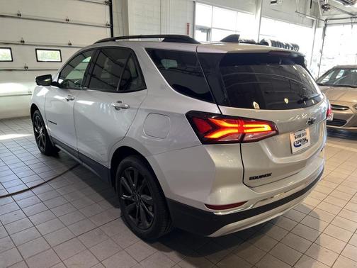 2022 Chevrolet Equinox AWD RS