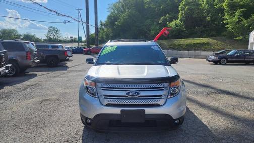 Ingot Silver Metallic 2015 Ford Explorer XLT