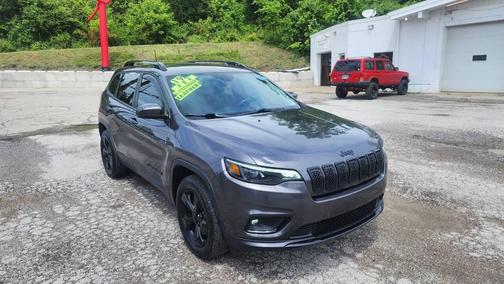Granite Crystal Metallic Clearcoat 2019 Jeep Cherokee Altitude
