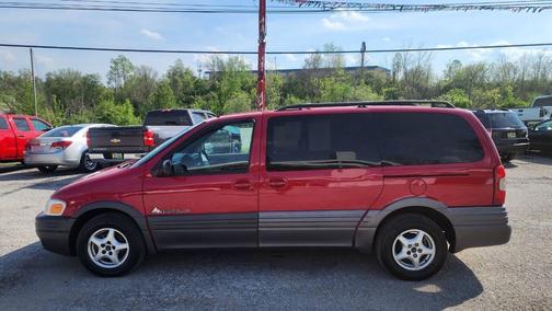 Redfire Metallic 2001 Pontiac Montana M16 w/1SJ Pkg.