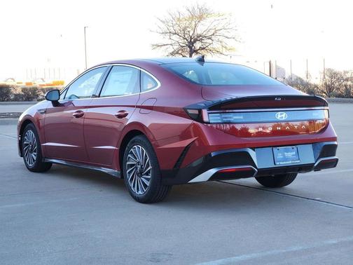 2026 Hyundai SONATA Hybrid SE