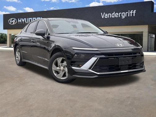 2025 Hyundai SONATA SE