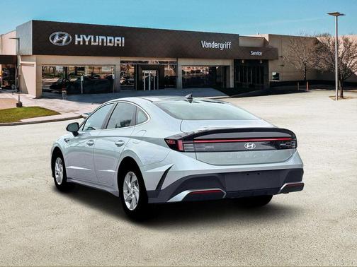 2026 Hyundai SONATA SE