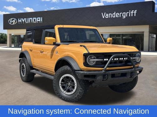 Cyber Orange Metallic Tricoat 2021 Ford Bronco Outer Banks