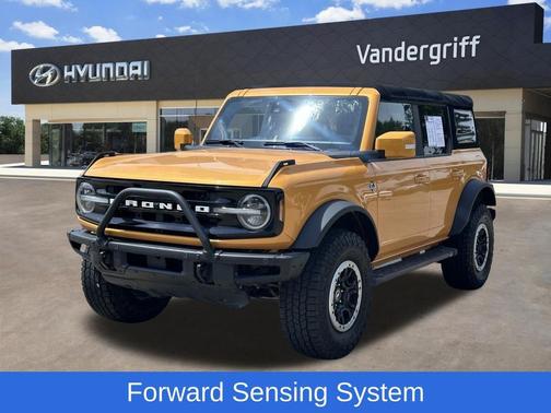 Cyber Orange Metallic Tricoat 2021 Ford Bronco Outer Banks