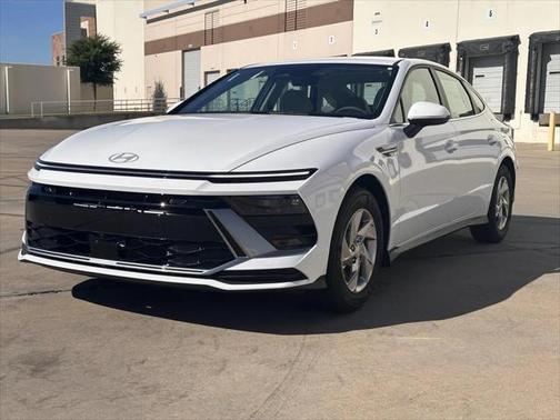 2025 Hyundai SONATA SE