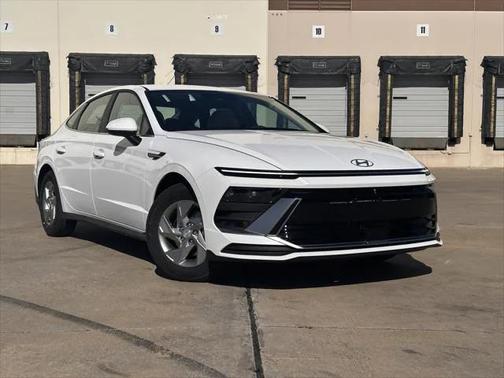 2025 Hyundai SONATA SE