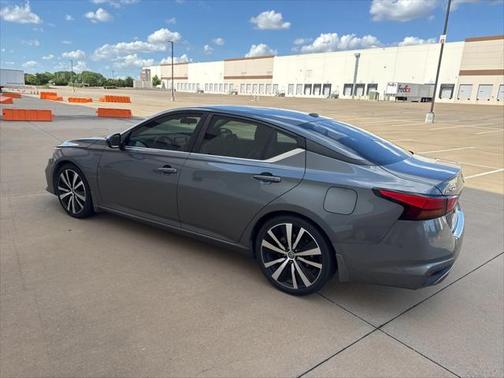 2020 Nissan Altima SR VC-Turbo FWD