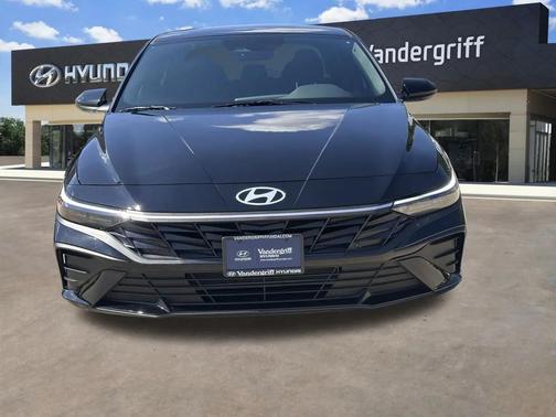 2025 Hyundai ELANTRA Sport