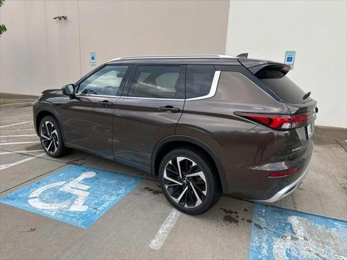 2022 Mitsubishi Outlander SEL 2.5 2WD