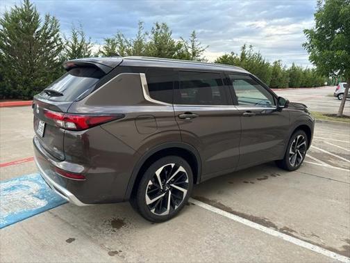 2022 Mitsubishi Outlander SEL 2.5 2WD