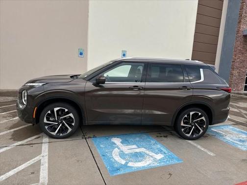 2022 Mitsubishi Outlander SEL 2.5 2WD