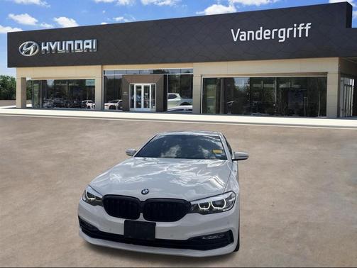 Alpine White 2018 BMW 530 530i
