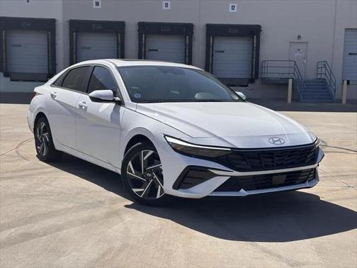 2025 Hyundai ELANTRA Limited