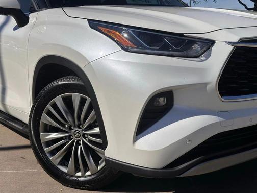 2020 Toyota Highlander Platinum
